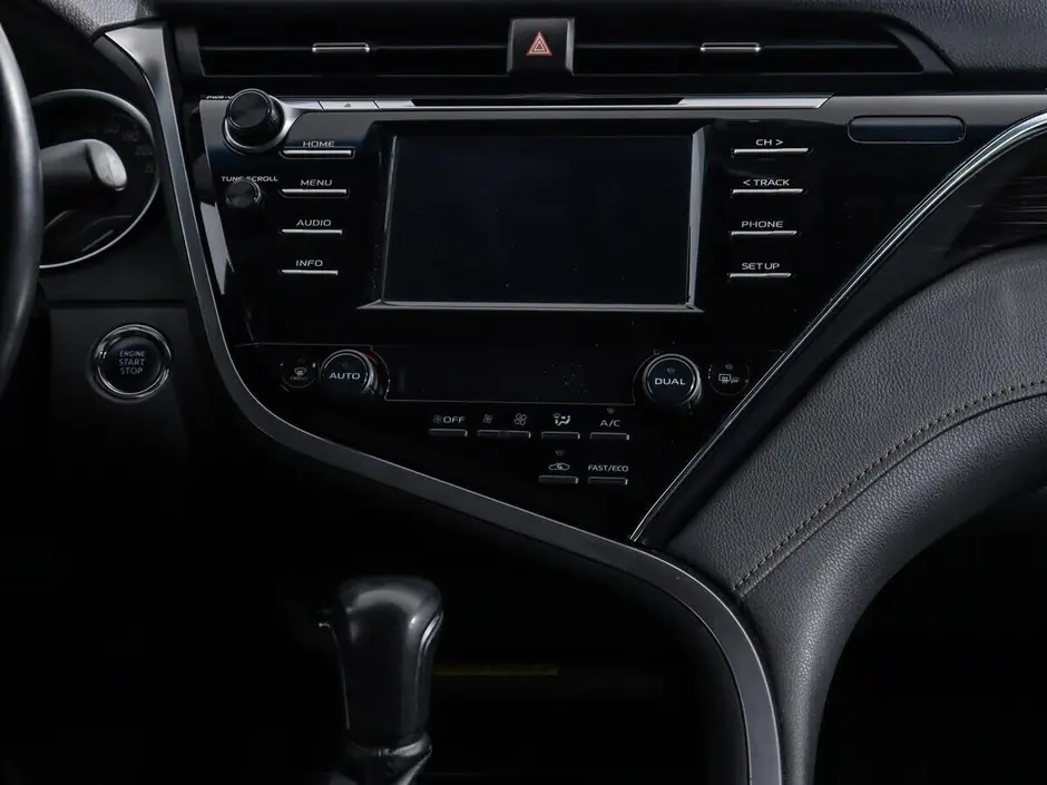 Toyota Camry, 2018 г.