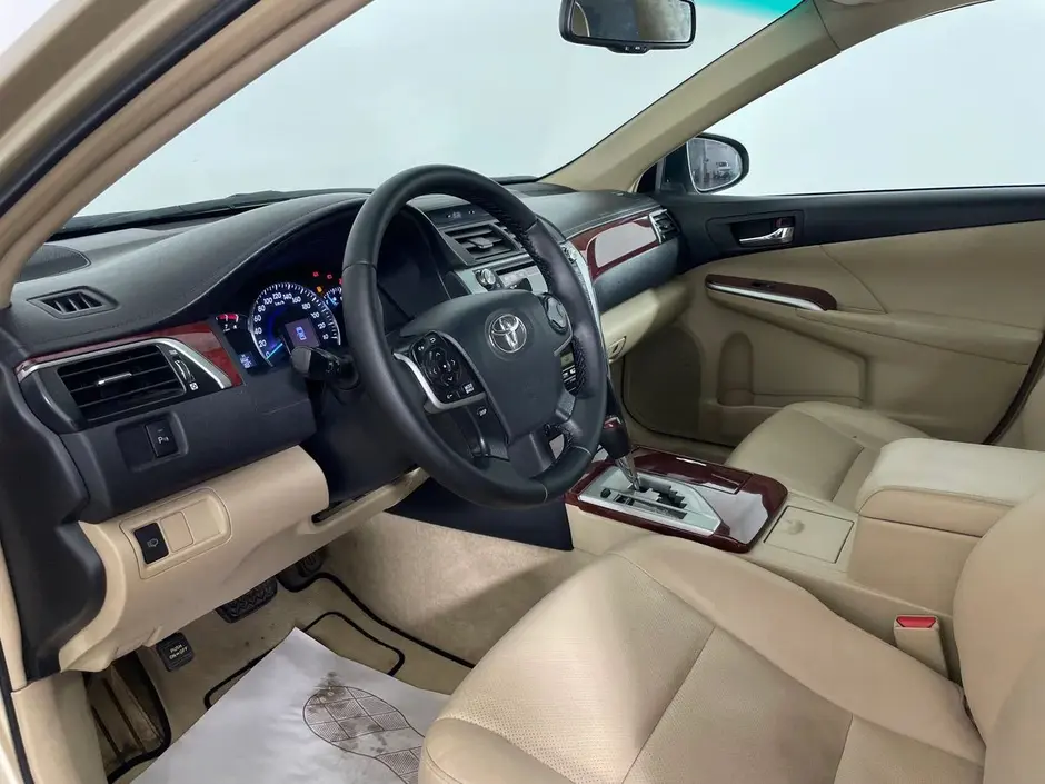 Toyota Camry, 2012 г.