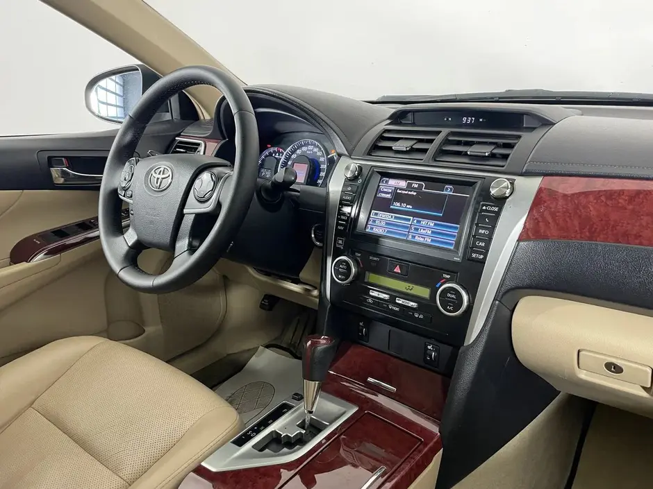 Toyota Camry, 2012 г.