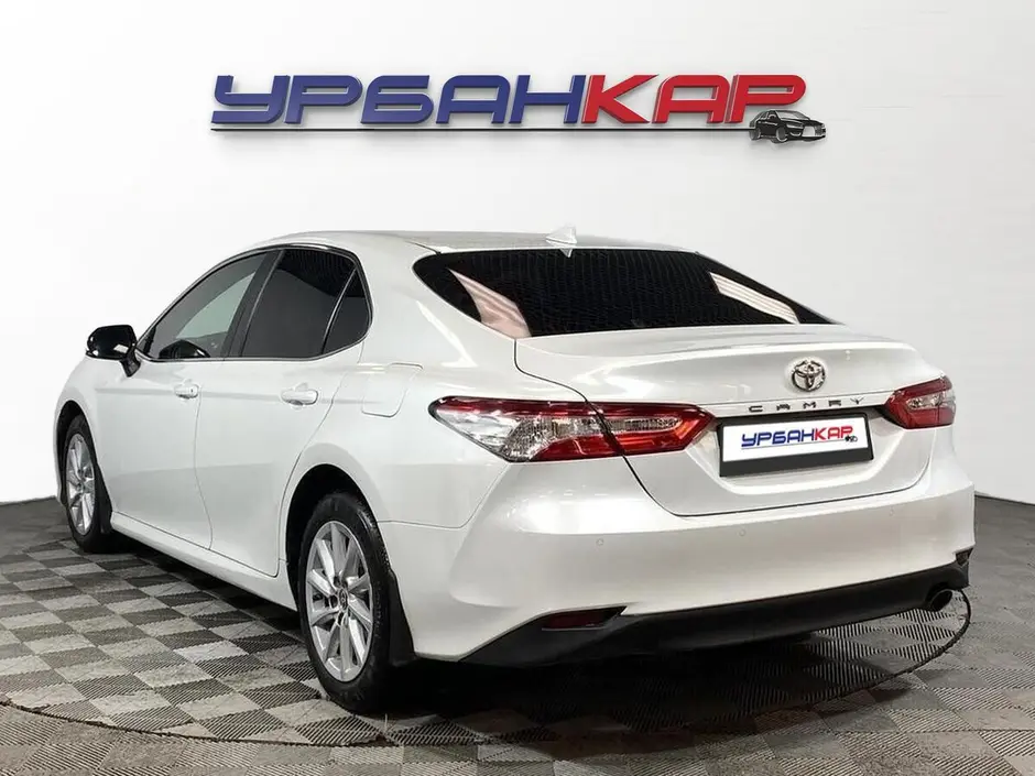 Toyota Camry, 2021 г.