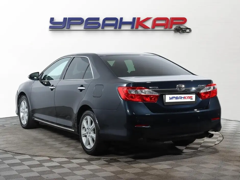 Toyota Camry, 2013 г.