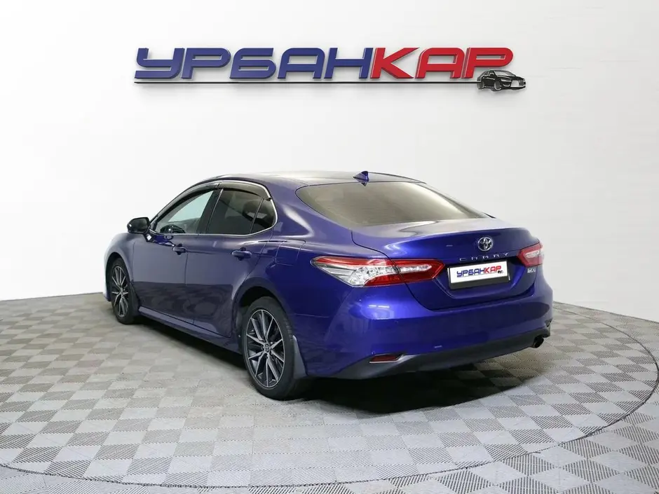 Toyota Camry, 2021 г.