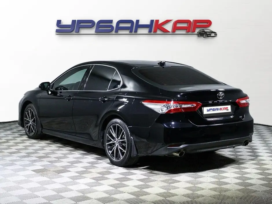 Toyota Camry, 2021 г.