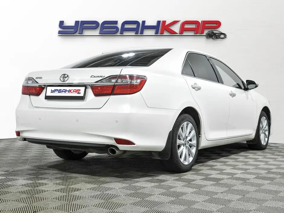 Toyota Camry, 2015 г.