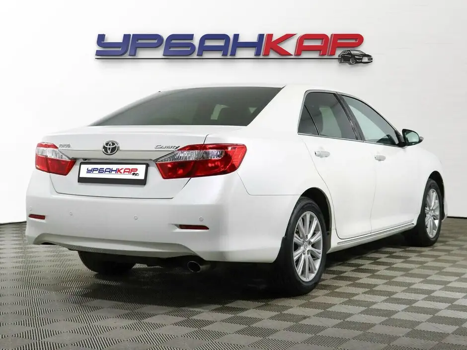 Toyota Camry, 2014 г.