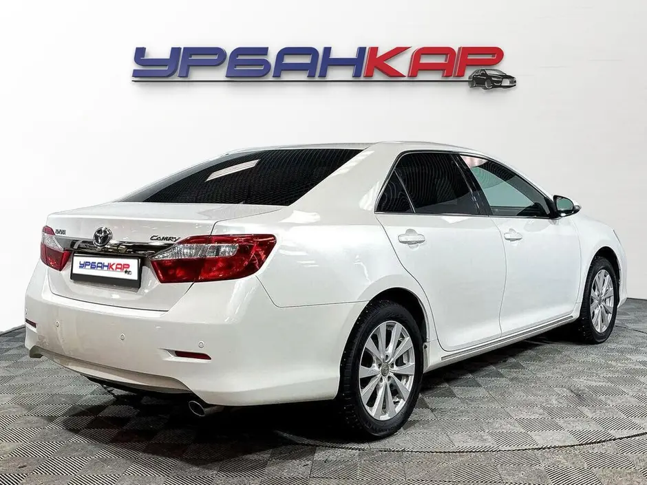 Toyota Camry, 2014 г.