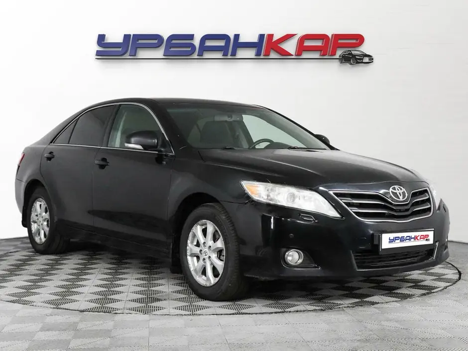 Toyota Camry, 2011 г.