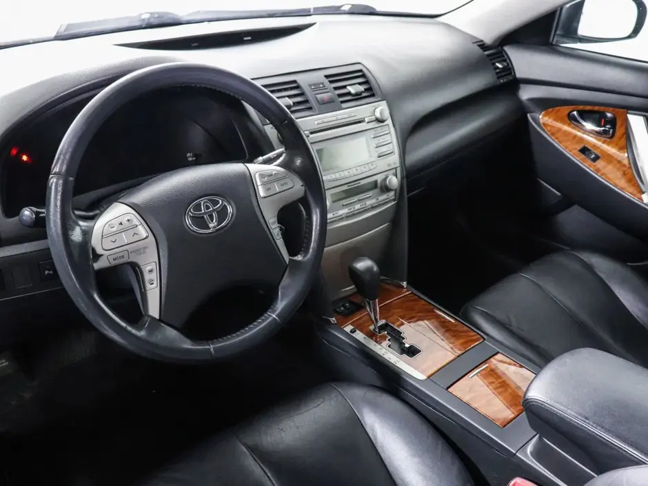 Toyota Camry, 2011 г.