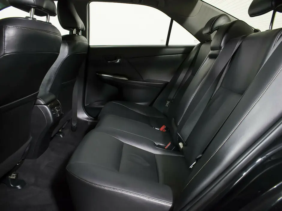 Toyota Camry, 2015 г.