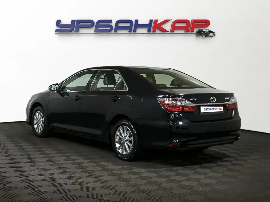 Toyota Camry, 2015 г.