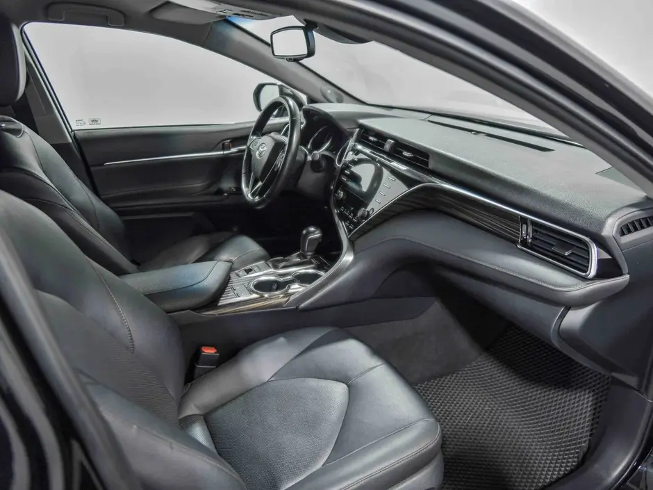 Toyota Camry, 2021 г.