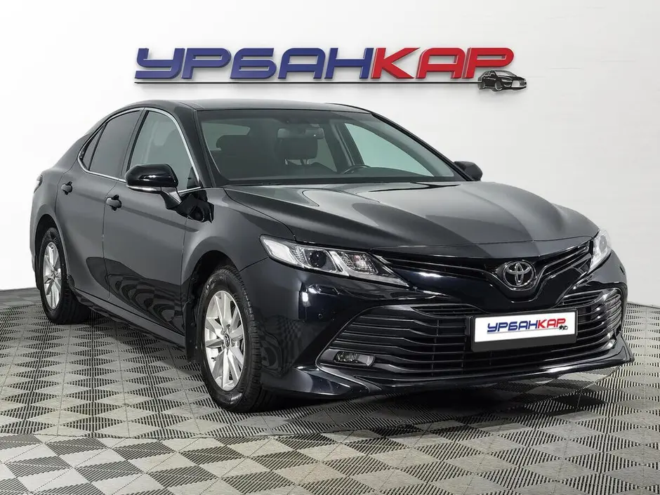 Toyota Camry, 2019 г.