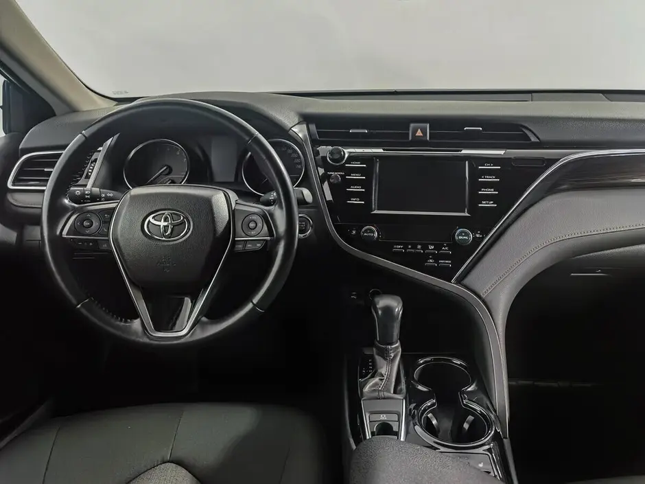 Toyota Camry, 2019 г.