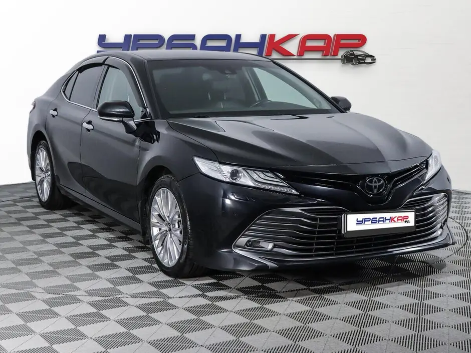 Toyota Camry, 2019 г.