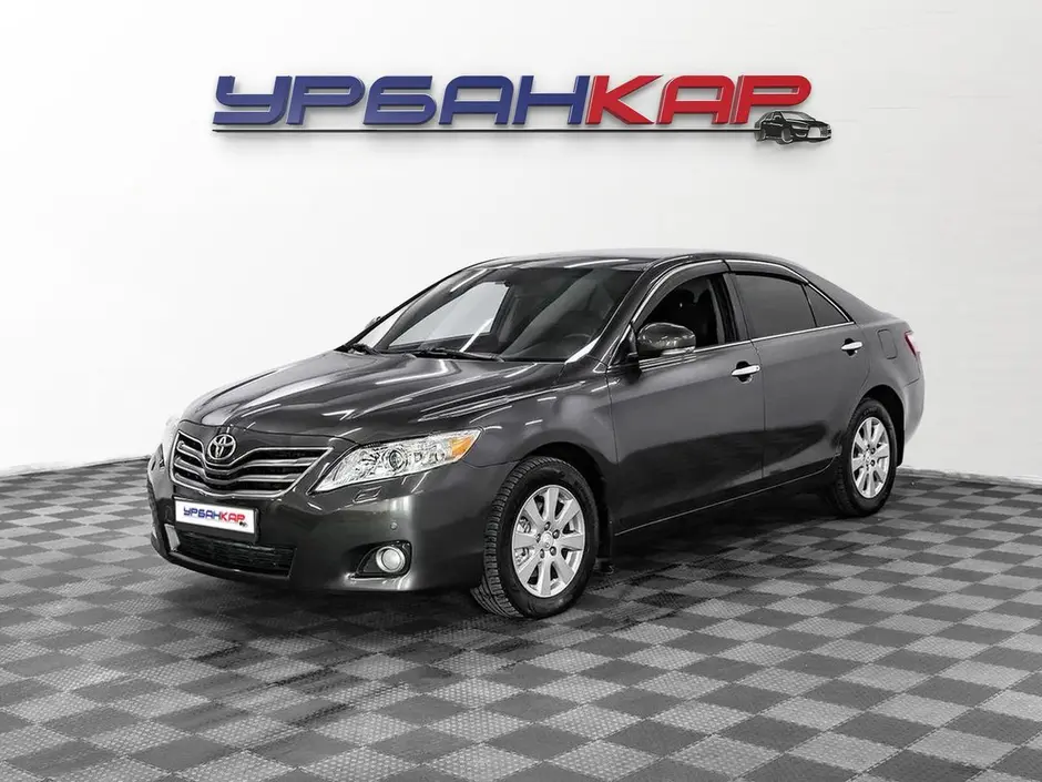 Toyota Camry, 2011 г.