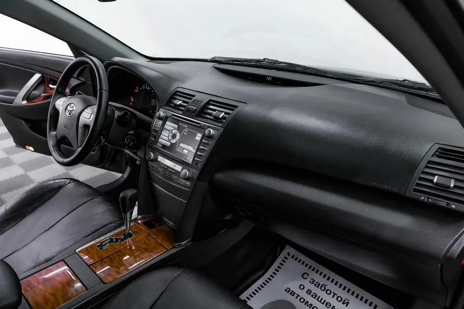 Toyota Camry, 2011 г.