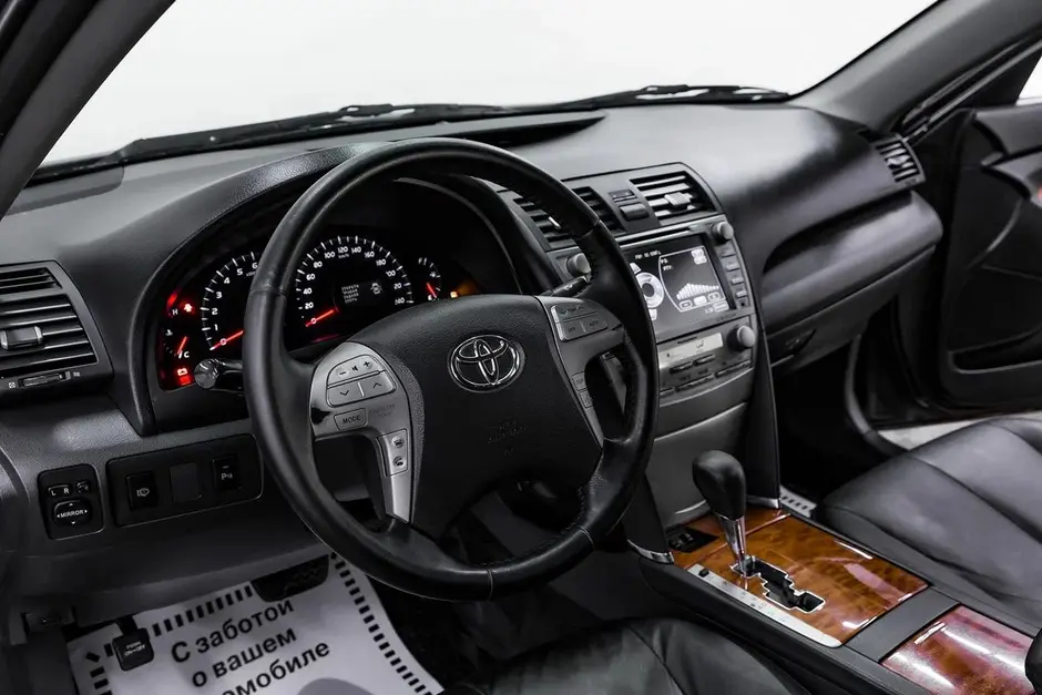 Toyota Camry, 2011 г.