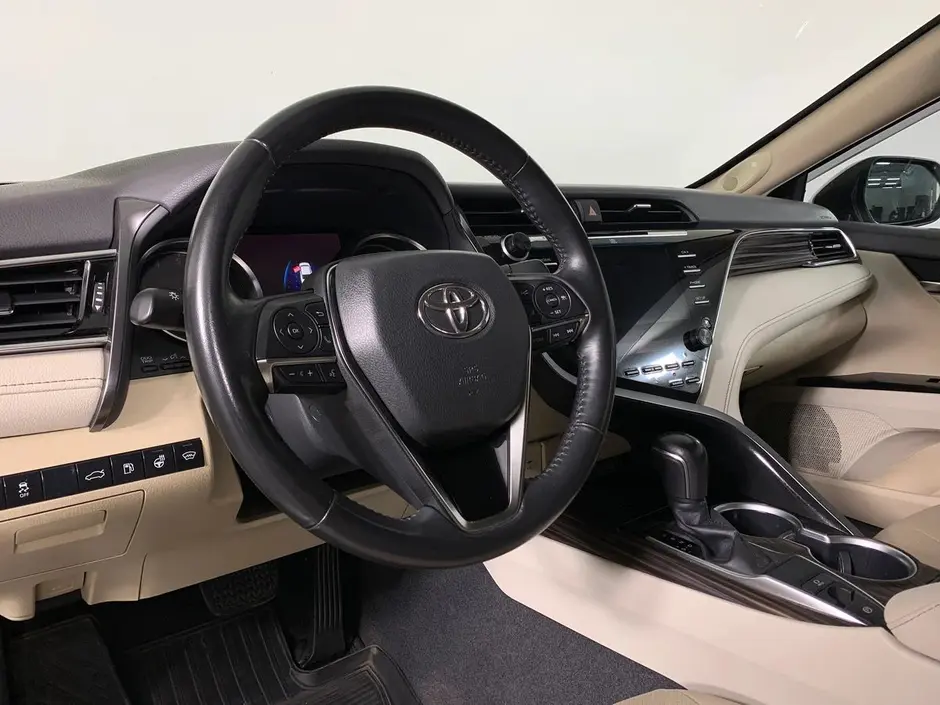 Toyota Camry, 2018 г.