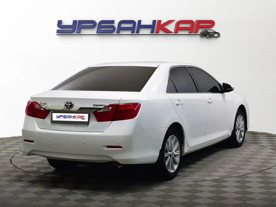 Toyota Camry, 2013 г.