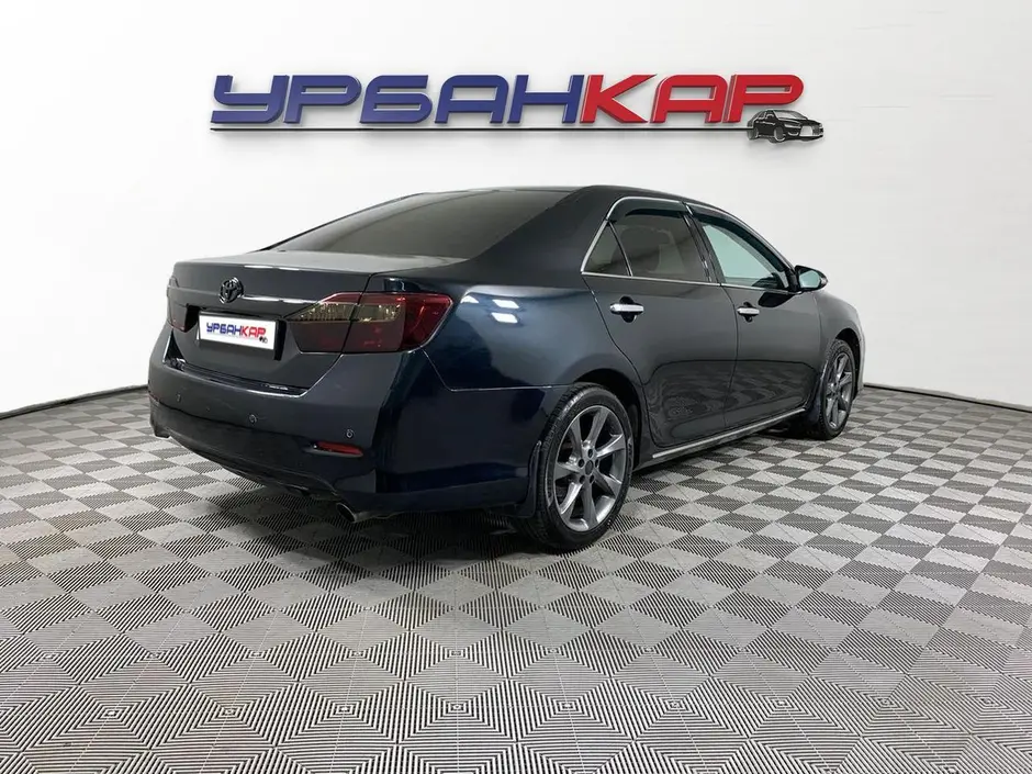 Toyota Camry, 2012 г.