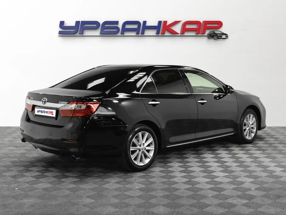 Toyota Camry, 2011 г.