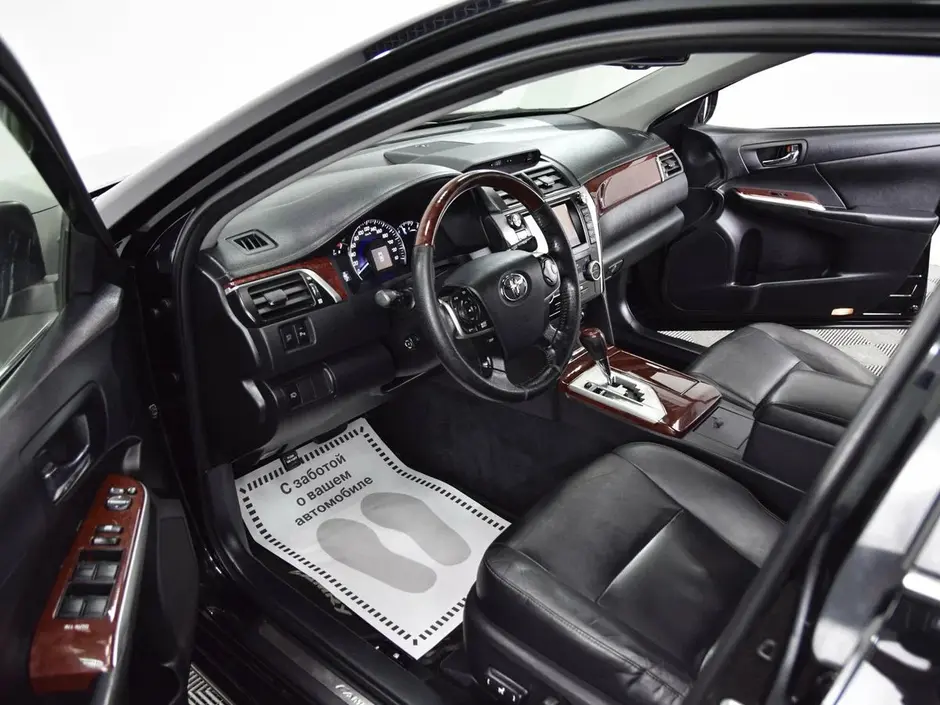 Toyota Camry, 2011 г.