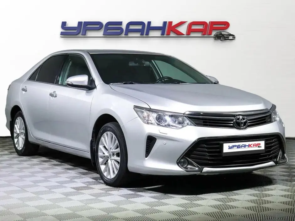 Toyota Camry, 2015 г.