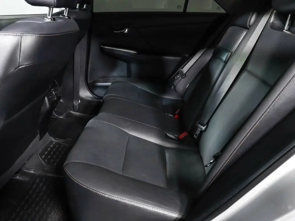 Toyota Camry, 2015 г.