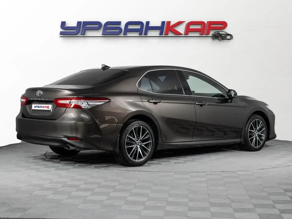 Toyota Camry, 2021 г.