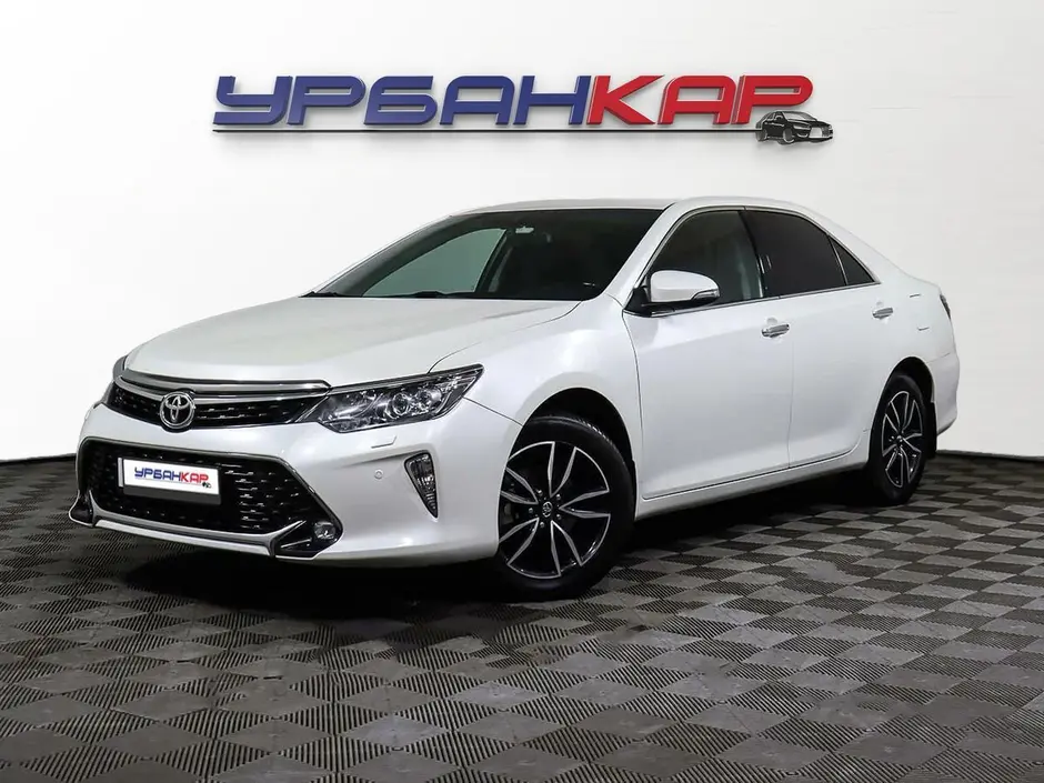 Toyota Camry, 2018 г.