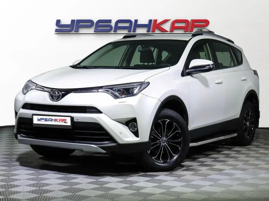 Toyota RAV4, 2015 г.