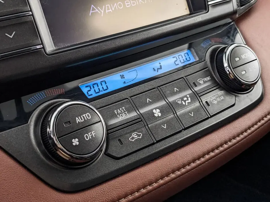 Toyota RAV4, 2013 г.