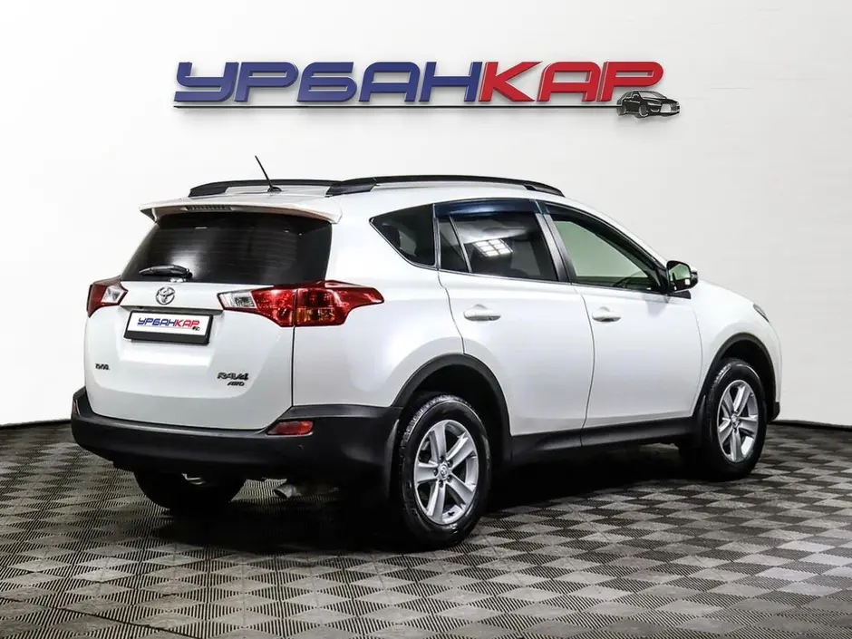 Toyota RAV4, 2013 г.