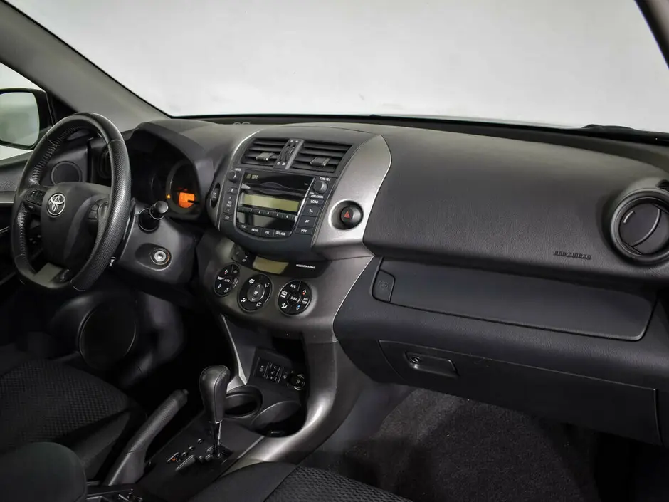 Toyota RAV4, 2011 г.