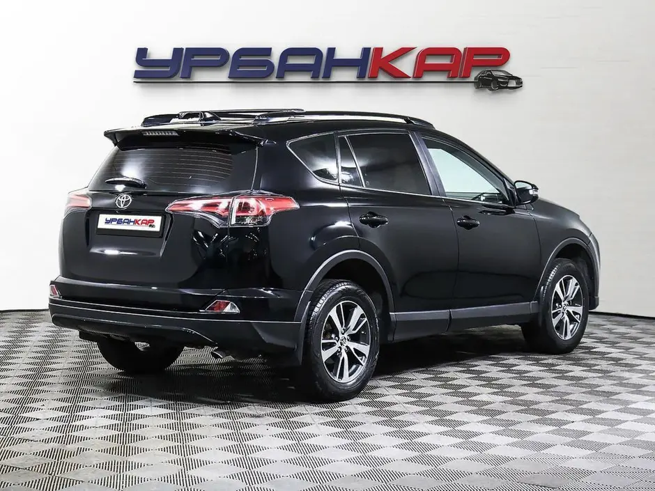 Toyota RAV4, 2018 г.