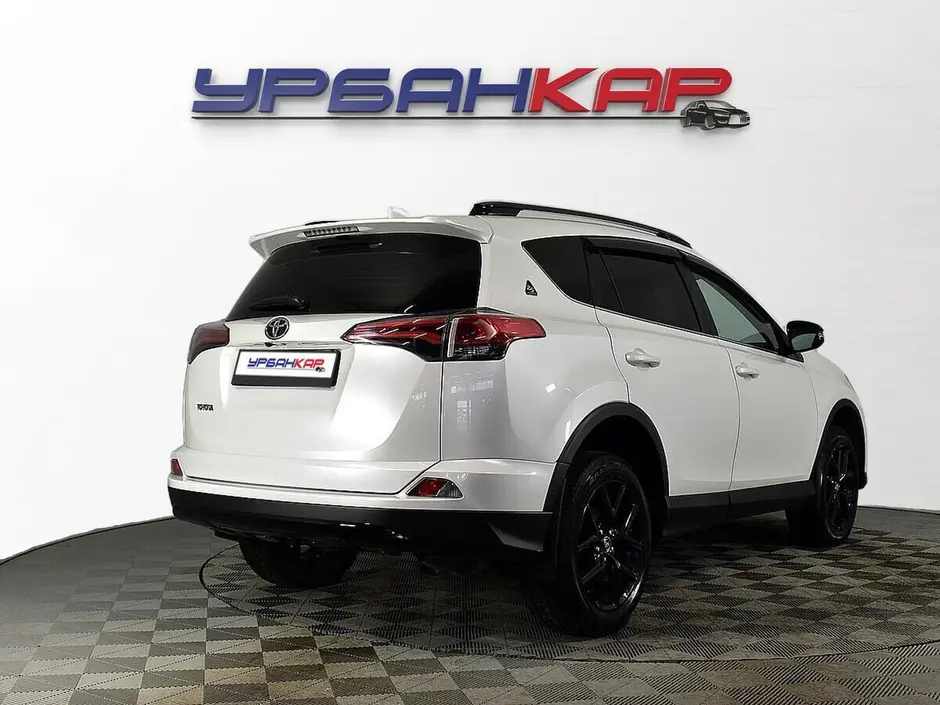 Toyota RAV4, 2019 г.