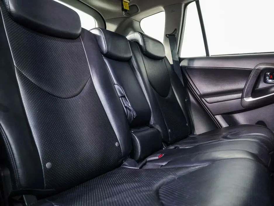 Toyota RAV4, 2011 г.