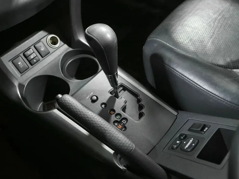 Toyota RAV4, 2011 г.