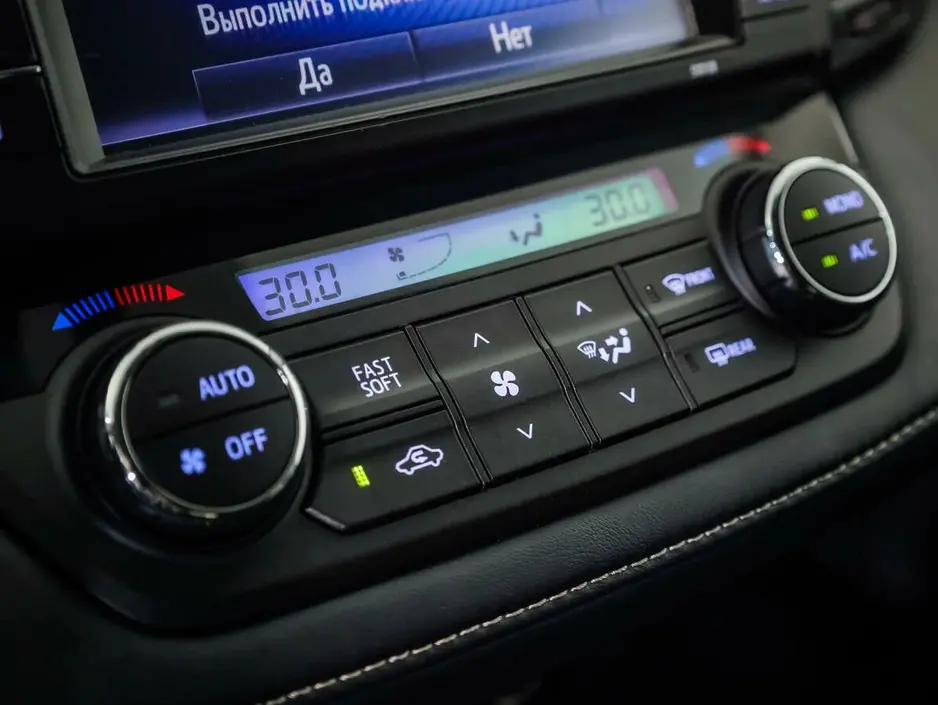 Toyota RAV4, 2018 г.