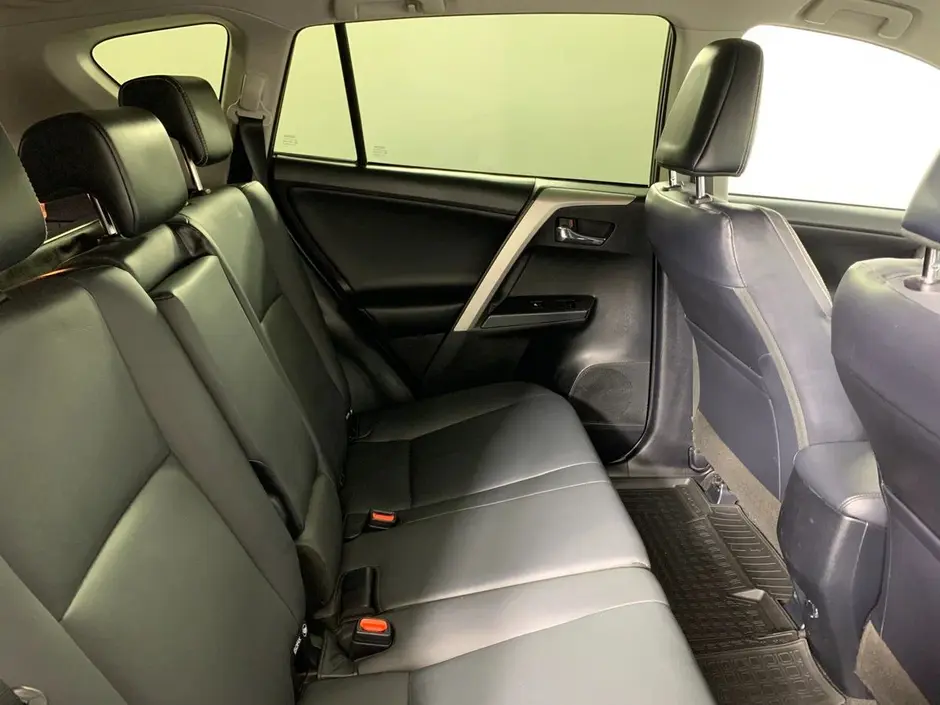 Toyota RAV4, 2017 г.