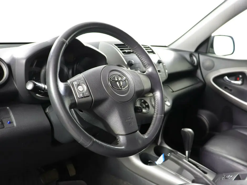 Toyota RAV4, 2010 г.