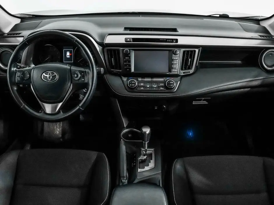 Toyota RAV4, 2017 г.