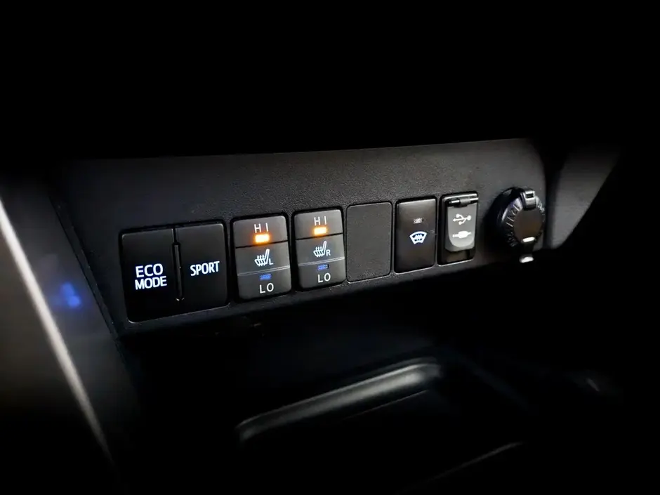 Toyota RAV4, 2017 г.