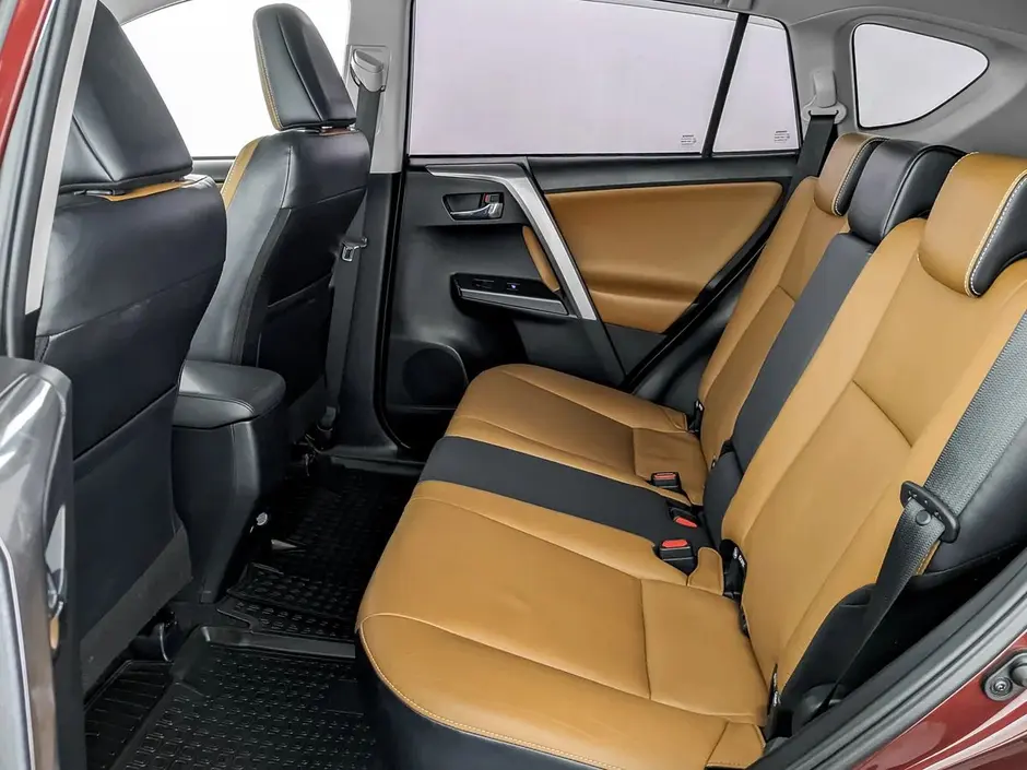 Toyota RAV4, 2017 г.