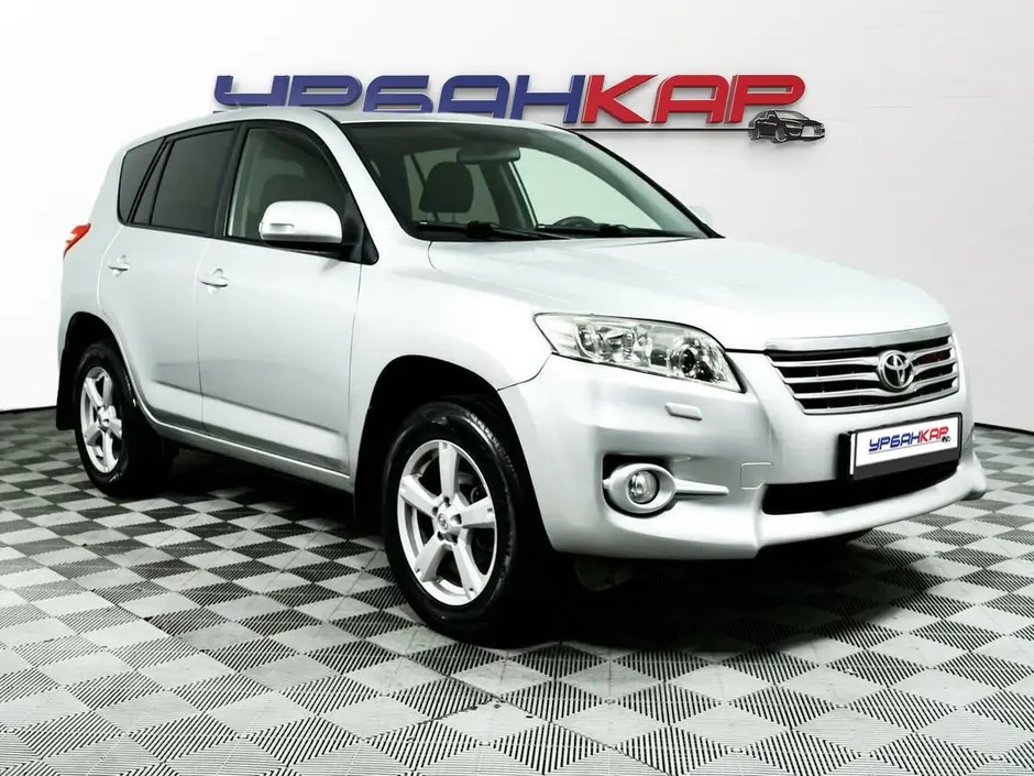 Toyota RAV4, 2010 г.