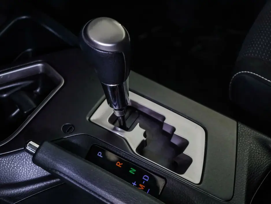 Toyota RAV4, 2015 г.