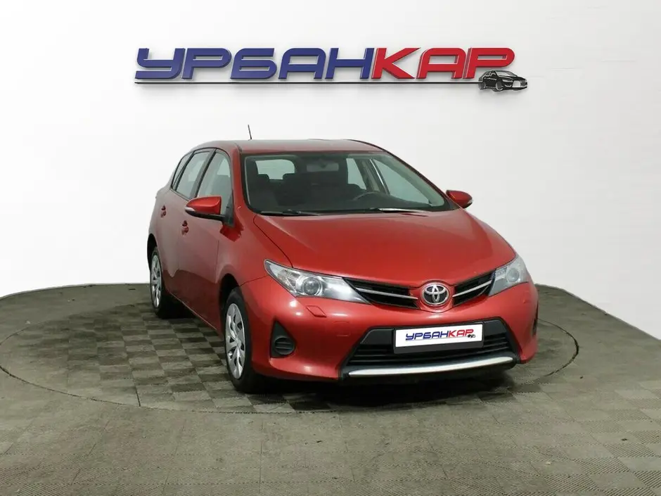 Toyota Auris, 2014 г.