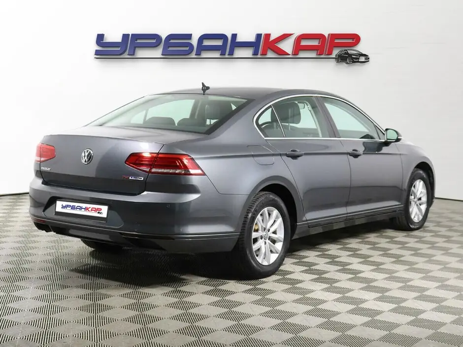 Volkswagen Passat, 2016 г.