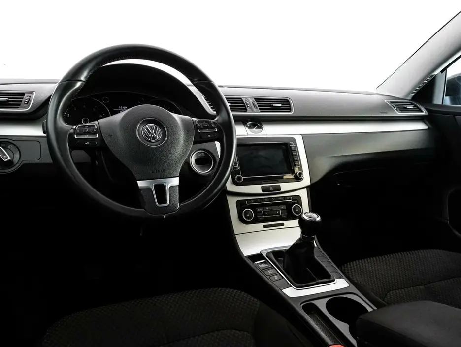 Volkswagen Passat, 2013 г.