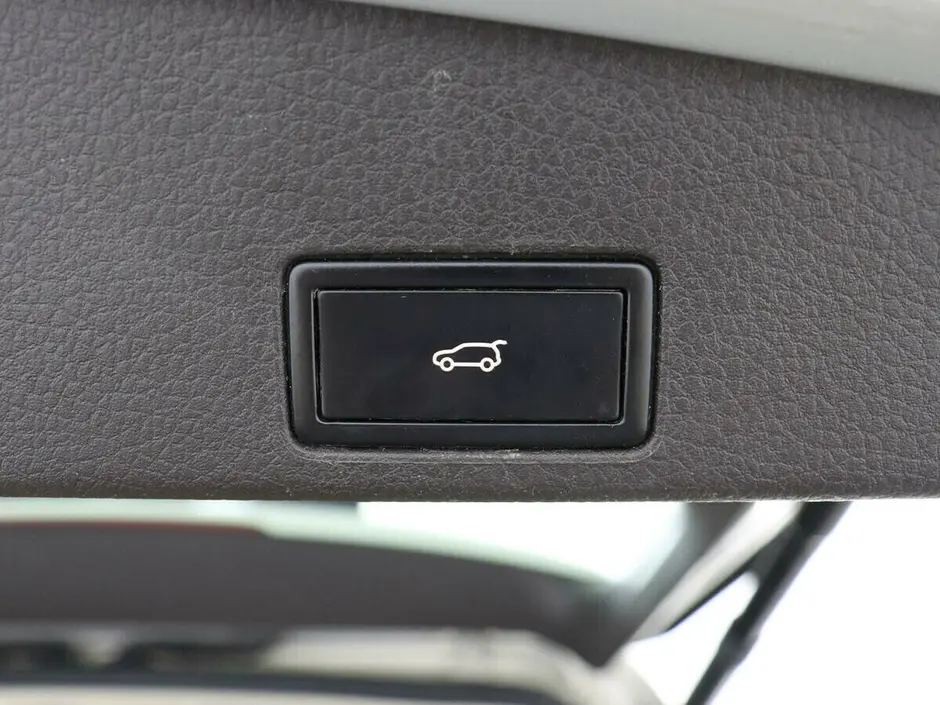 Volkswagen Touareg, 2011 г.